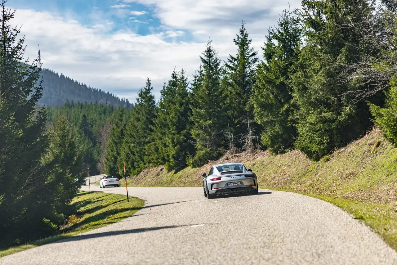 Porsche 911 GT3 auf dem Col du Grand Ballon